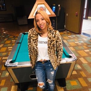 Meet your Posher, Angelic